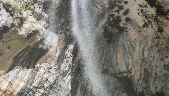 Cascade de Courmes, chute d'eau de 40 mètres de haut classée site naturel, située dans les Gorges du Loup, Alpes-Maritimes. @jeanpaul 2025