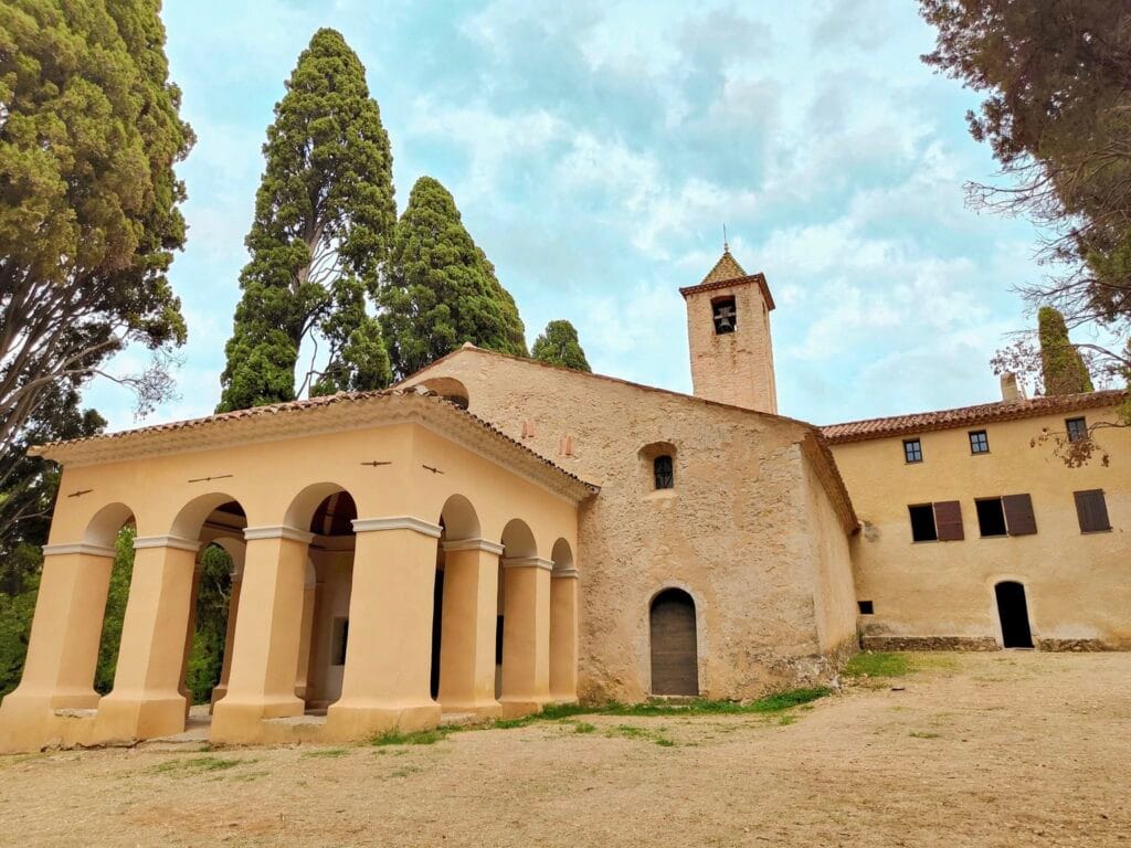 The Chapel of Notre Dame de Vie is one of Mougins' most famous sites, located outside the Old Village on Avenue de la Chapelle. It is known for its picturesque setting (with its cypress trees) and its proximity to Mas Notre-Dame-de-Vie, Pablo Picasso's last residence.